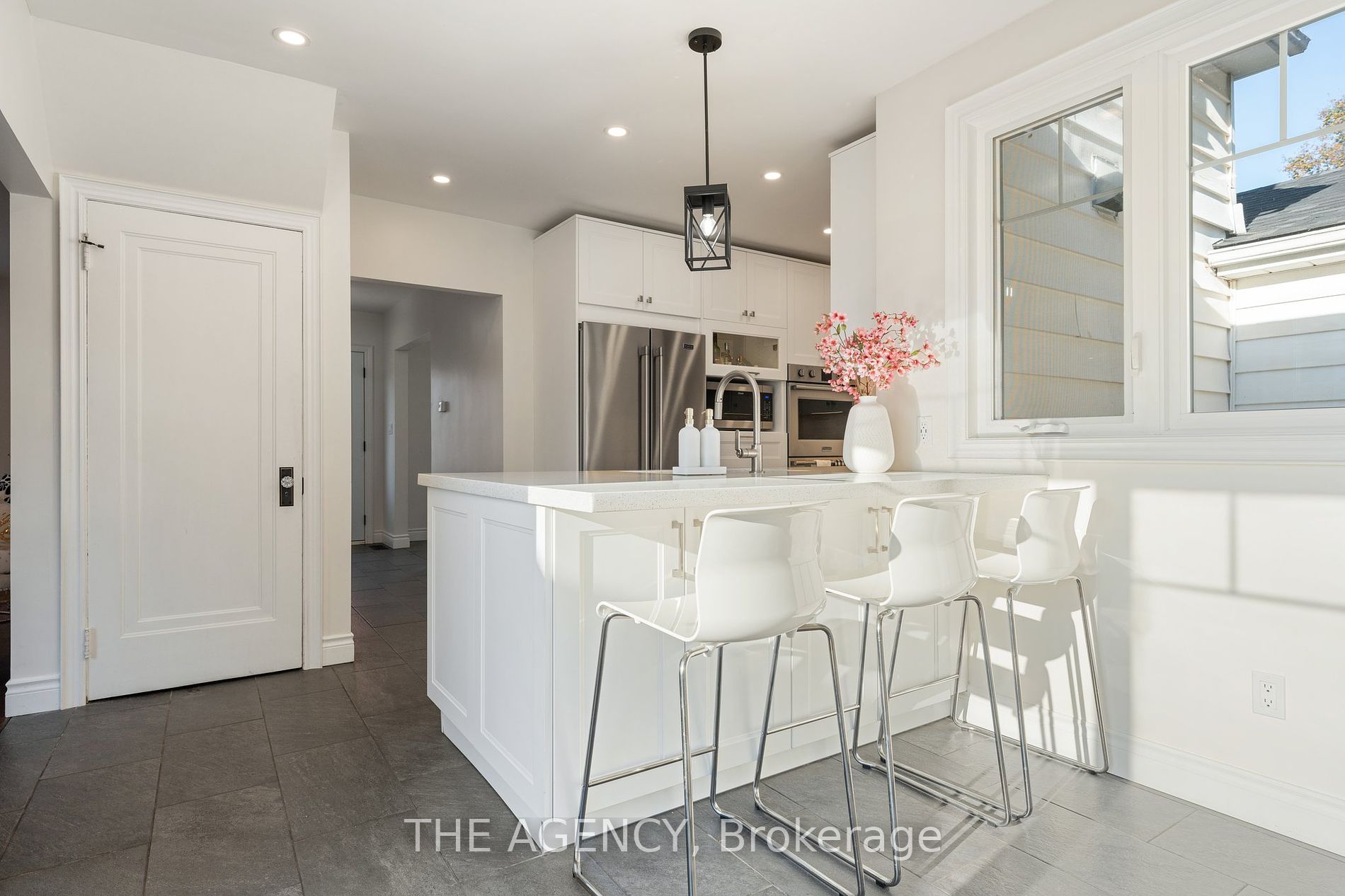64 Ridgewood Drive