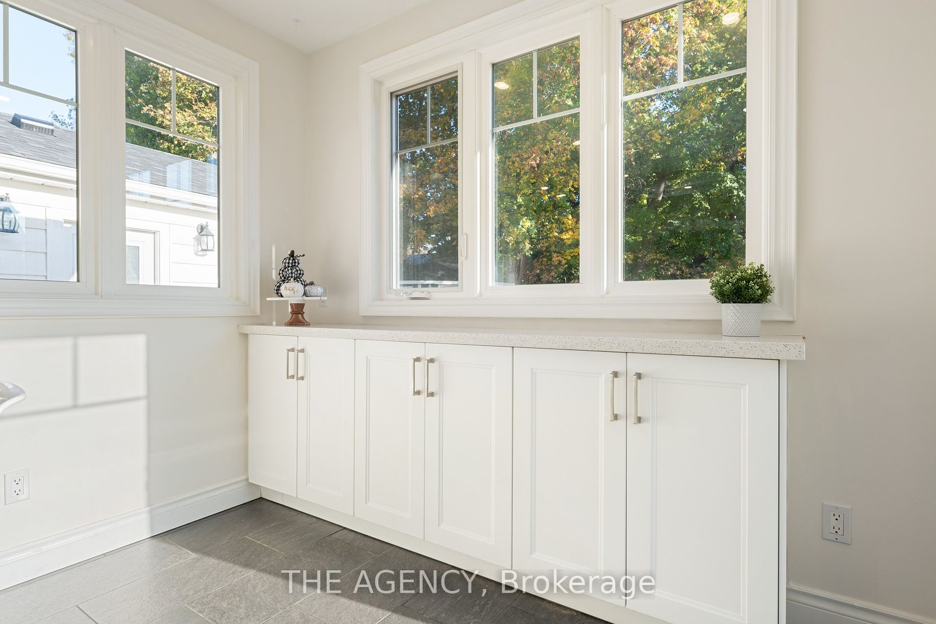 64 Ridgewood Drive