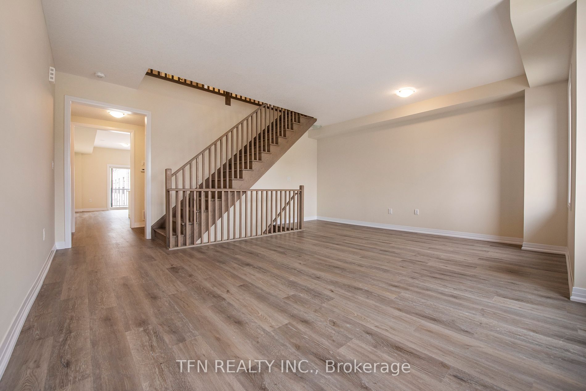 185 Bedrock Dr, #3