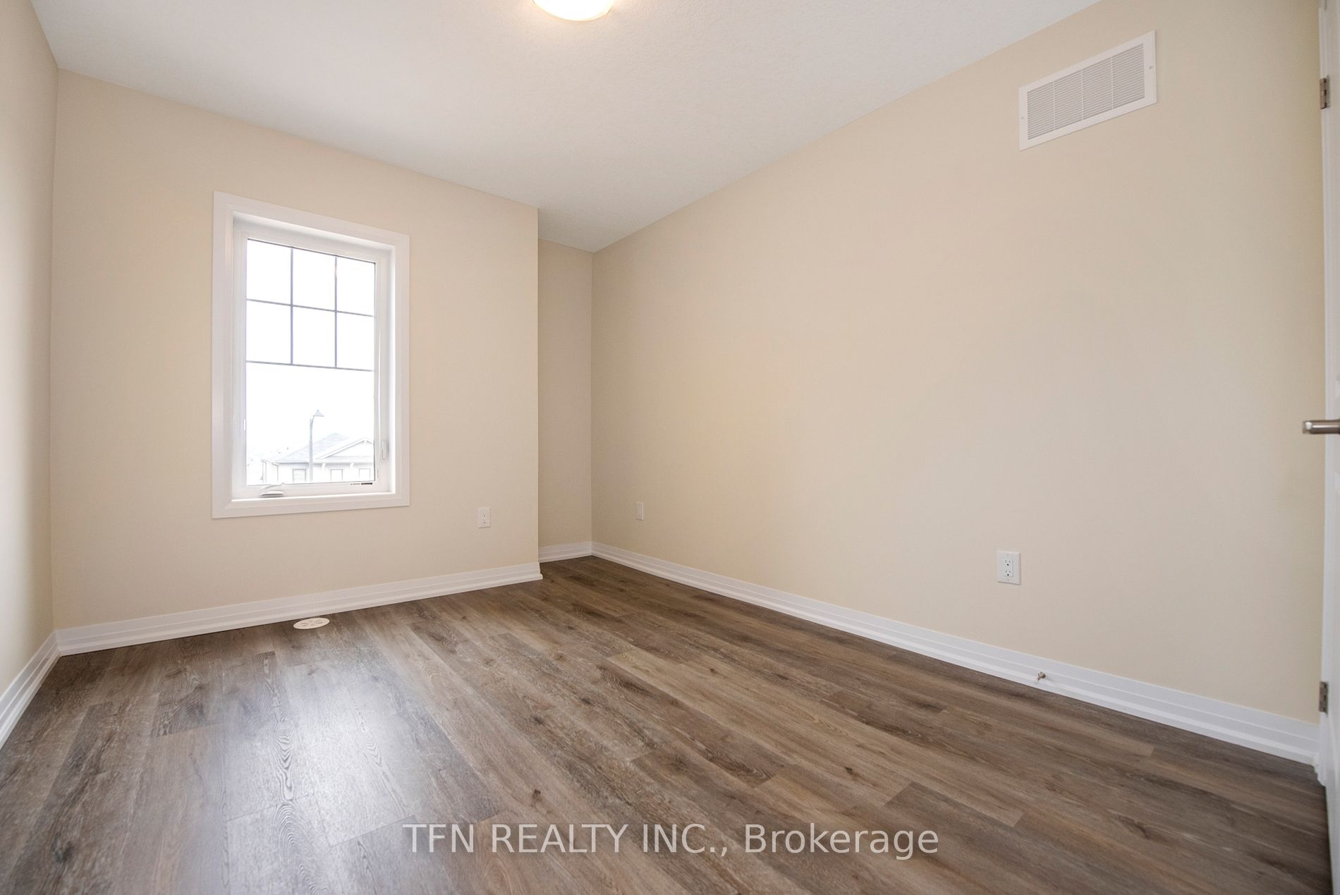 185 Bedrock Dr, #3