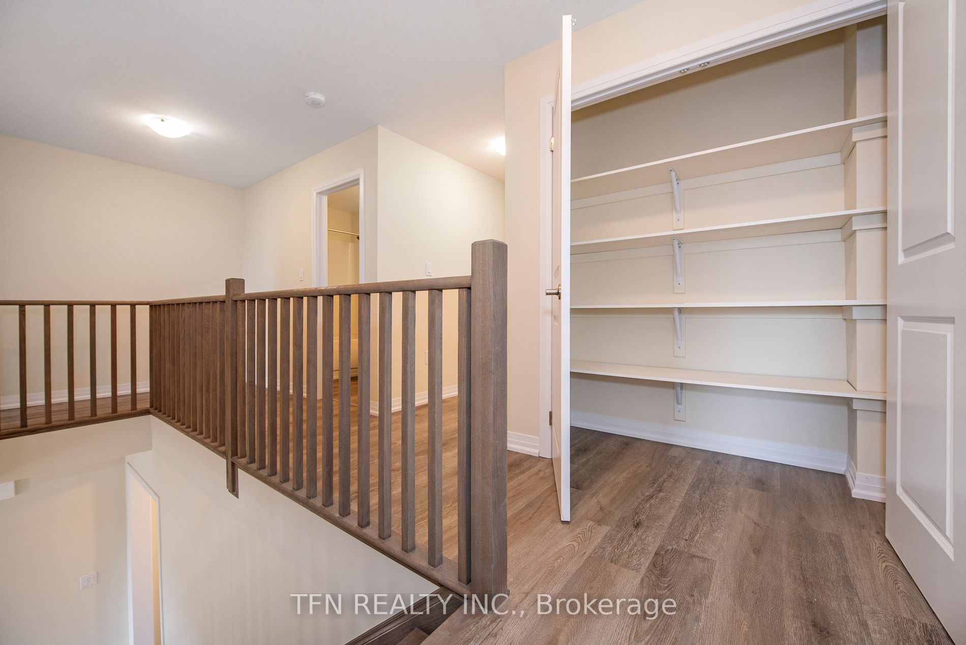 185 Bedrock Dr, #3