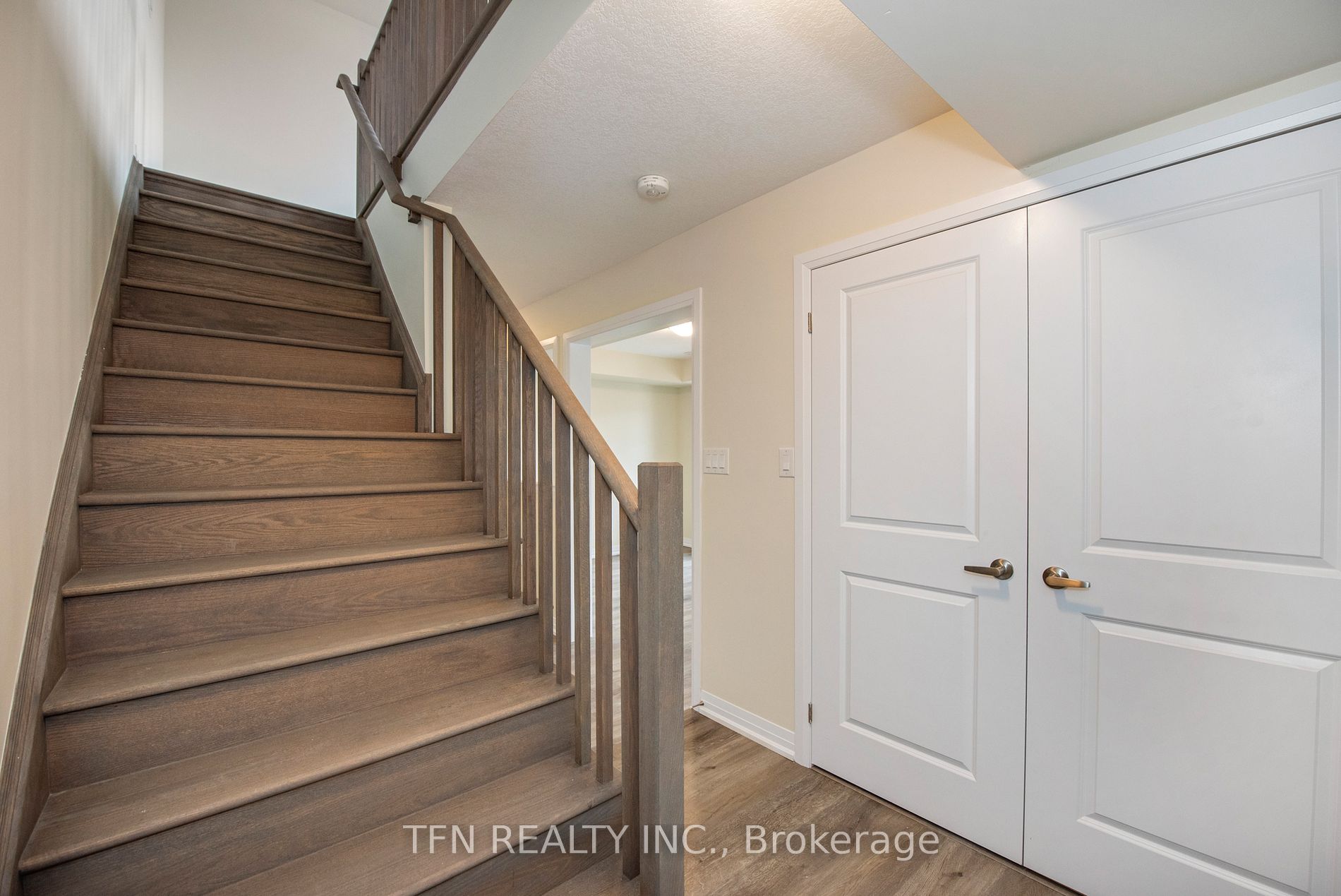 185 Bedrock Dr, #3