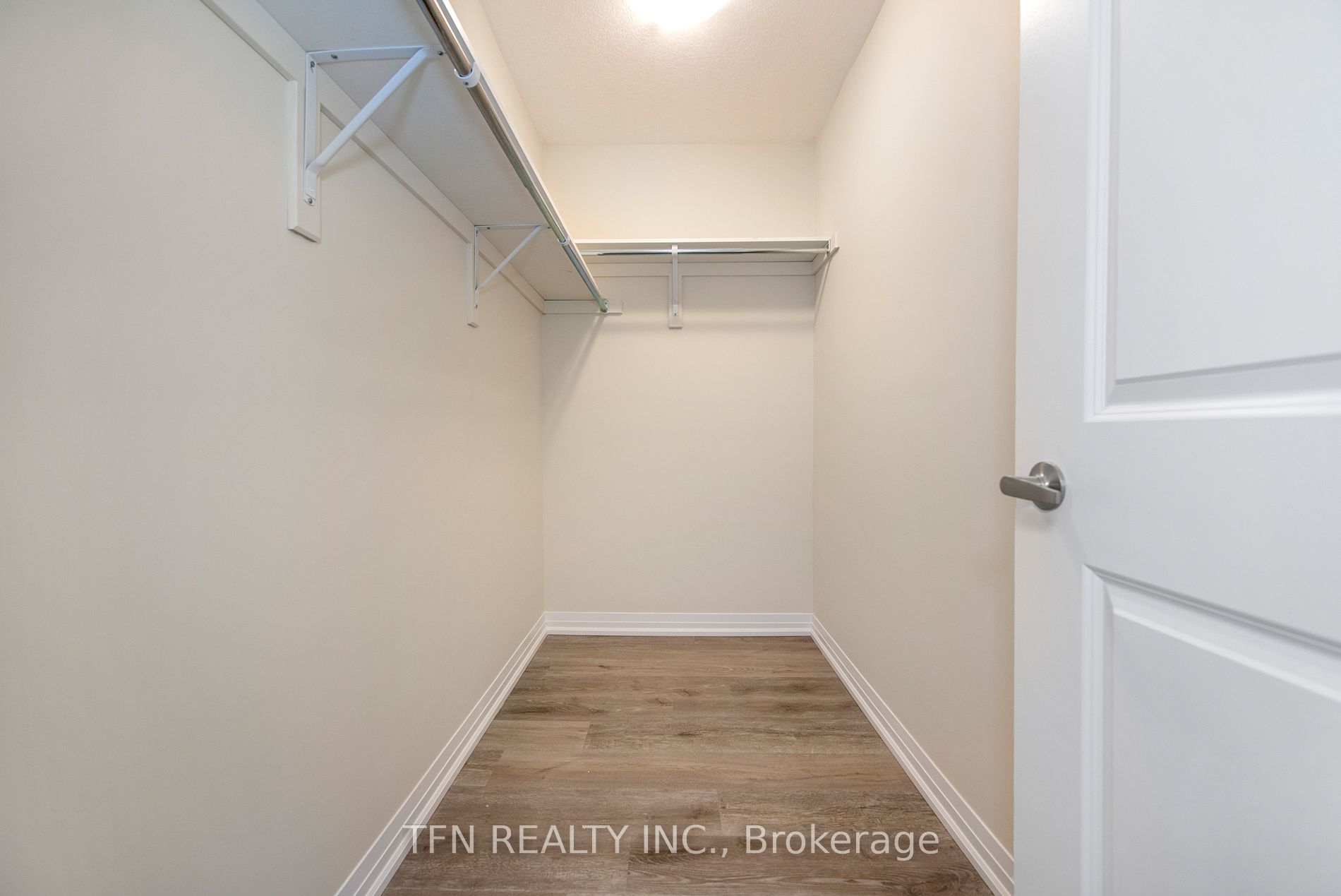 185 Bedrock Dr, #3