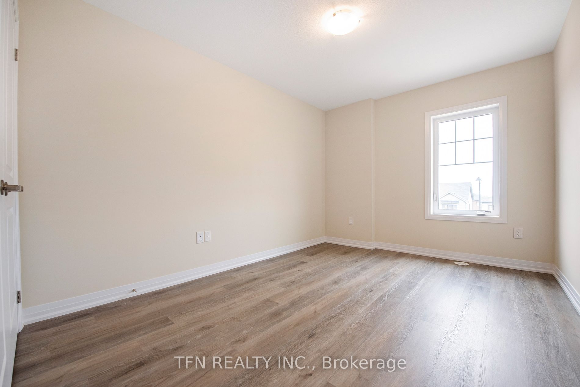 185 Bedrock Dr, #3