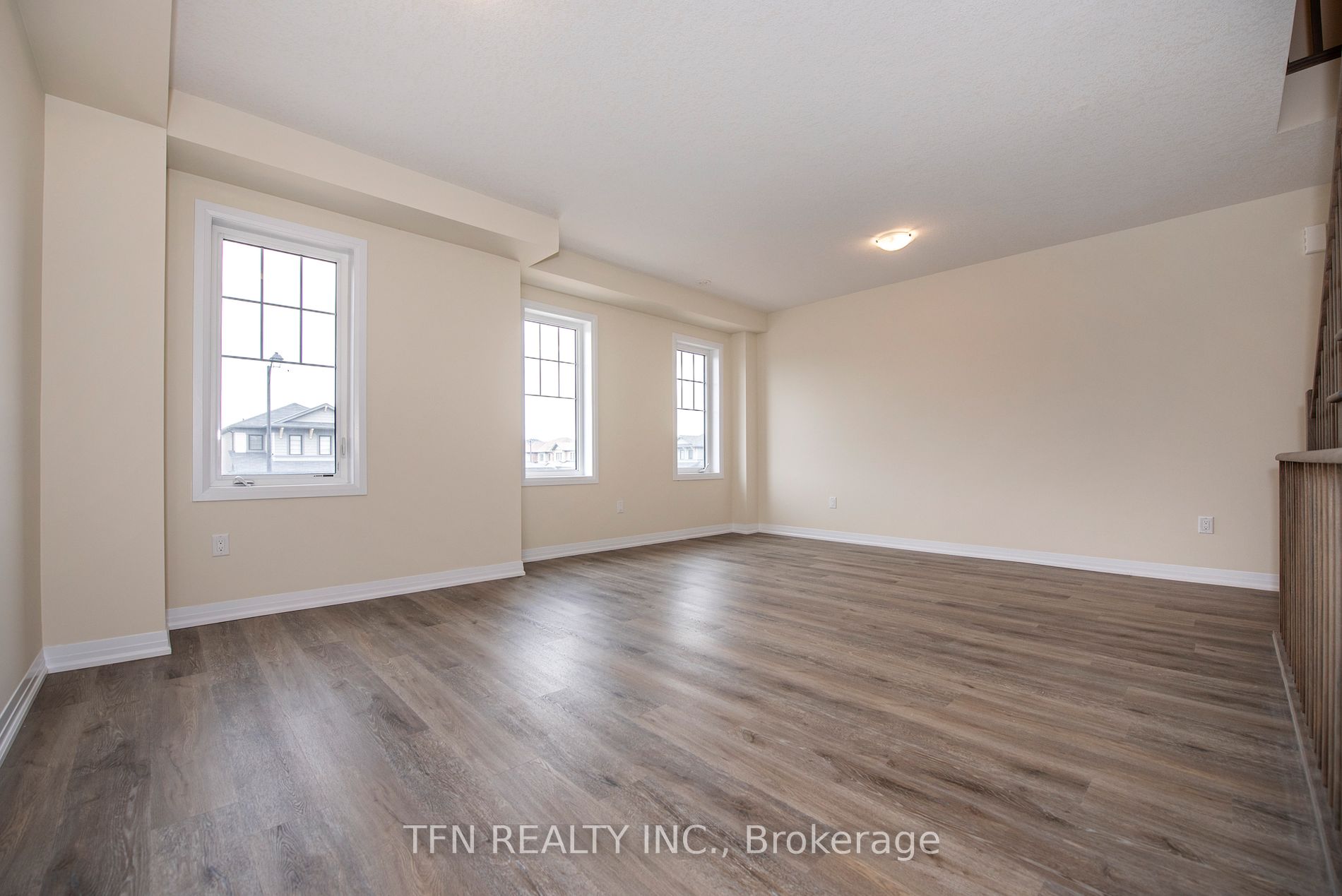 185 Bedrock Dr, #3