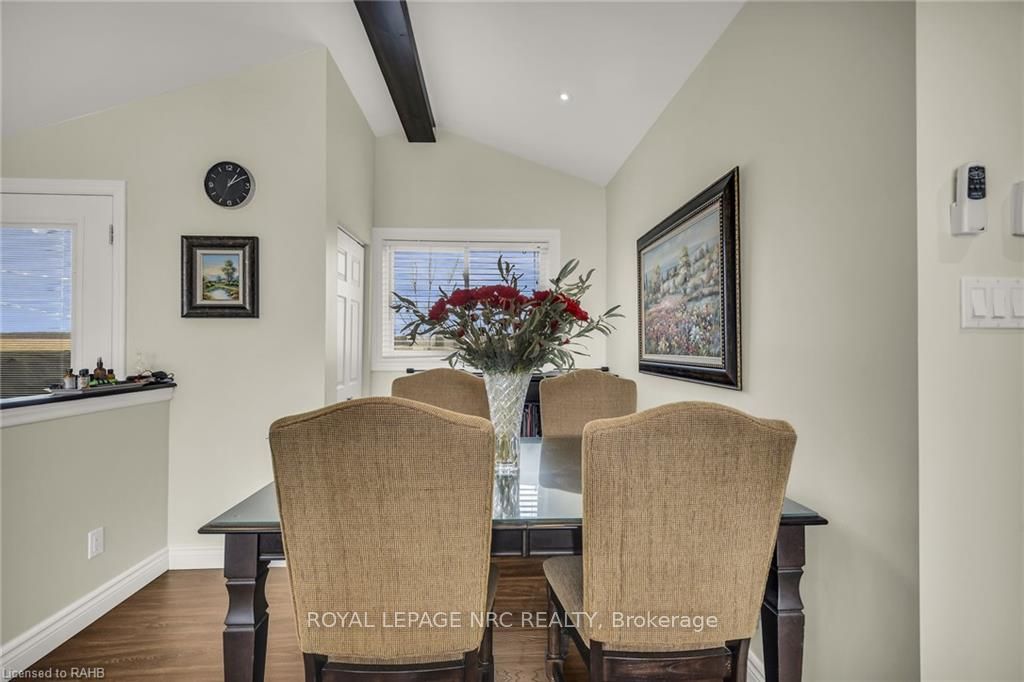 817 Lakeshore Road