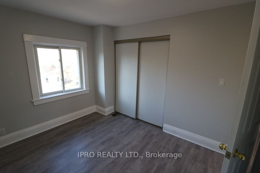 27 Berryman Ave