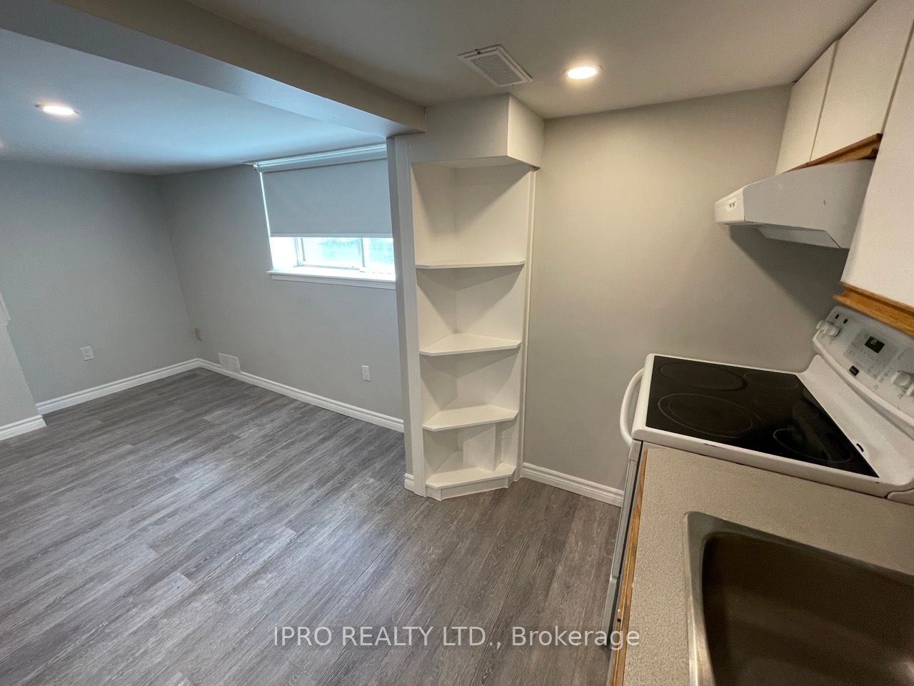 27 Berryman Ave