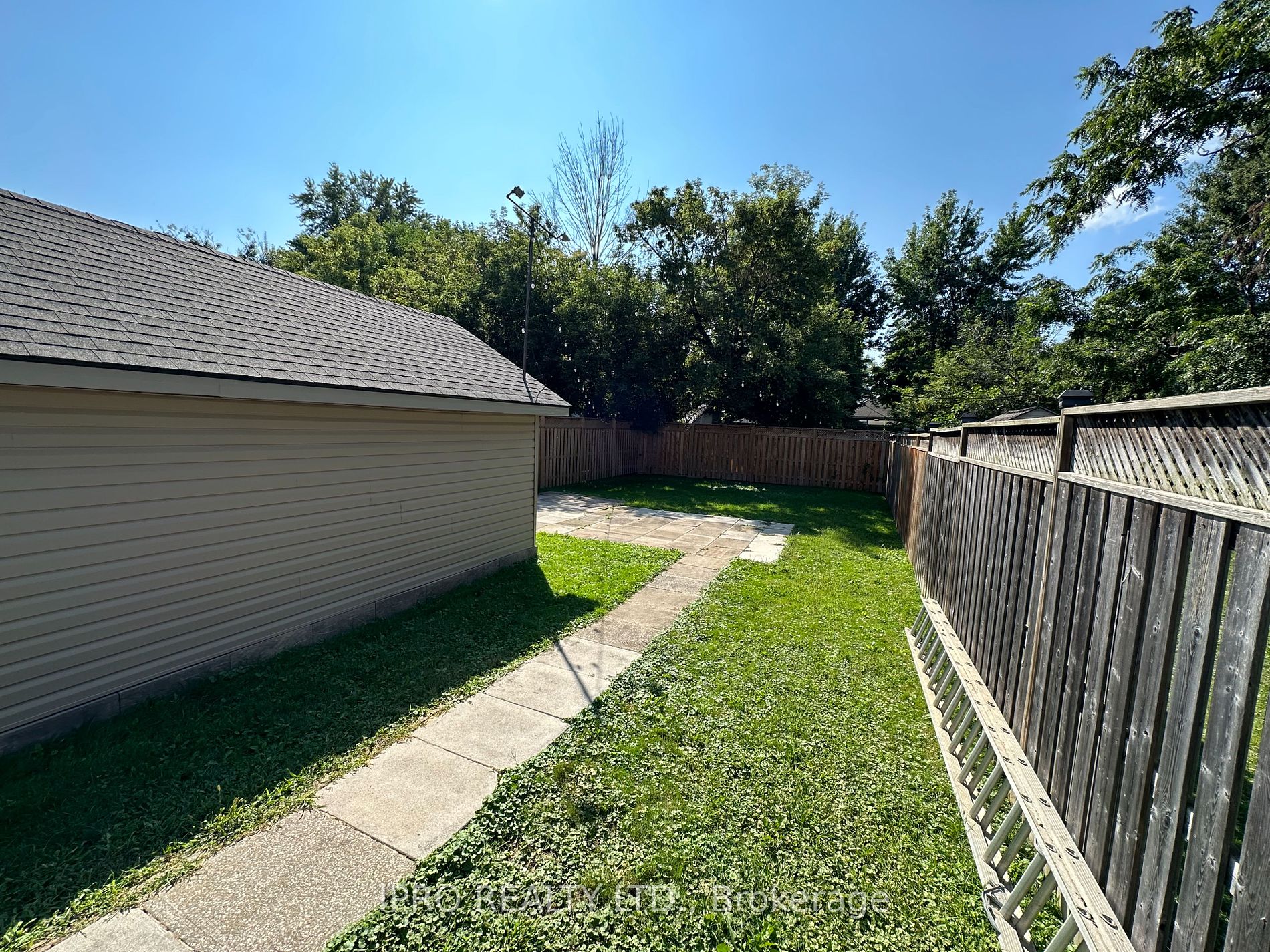 27 Berryman Ave