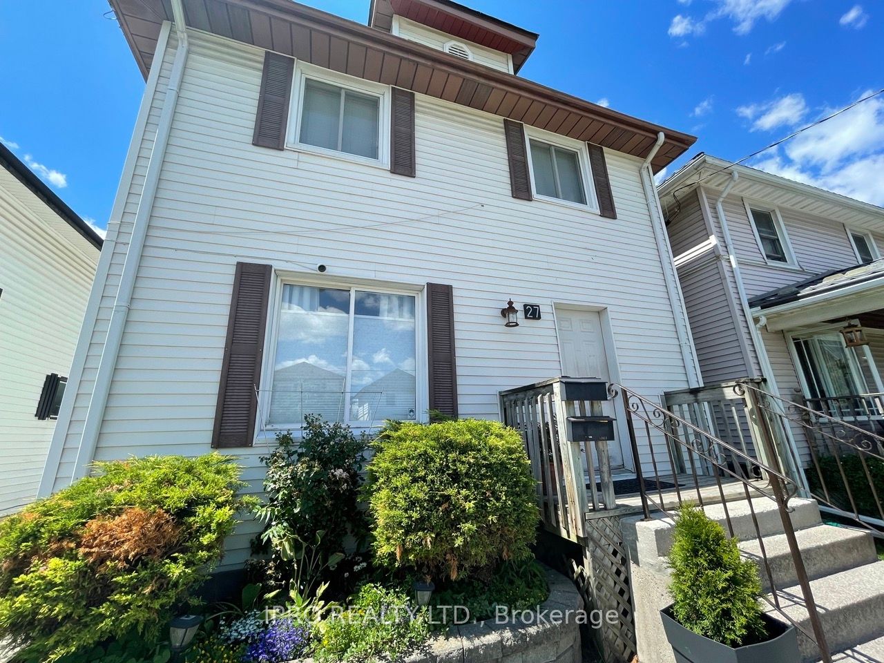 27 Berryman Ave