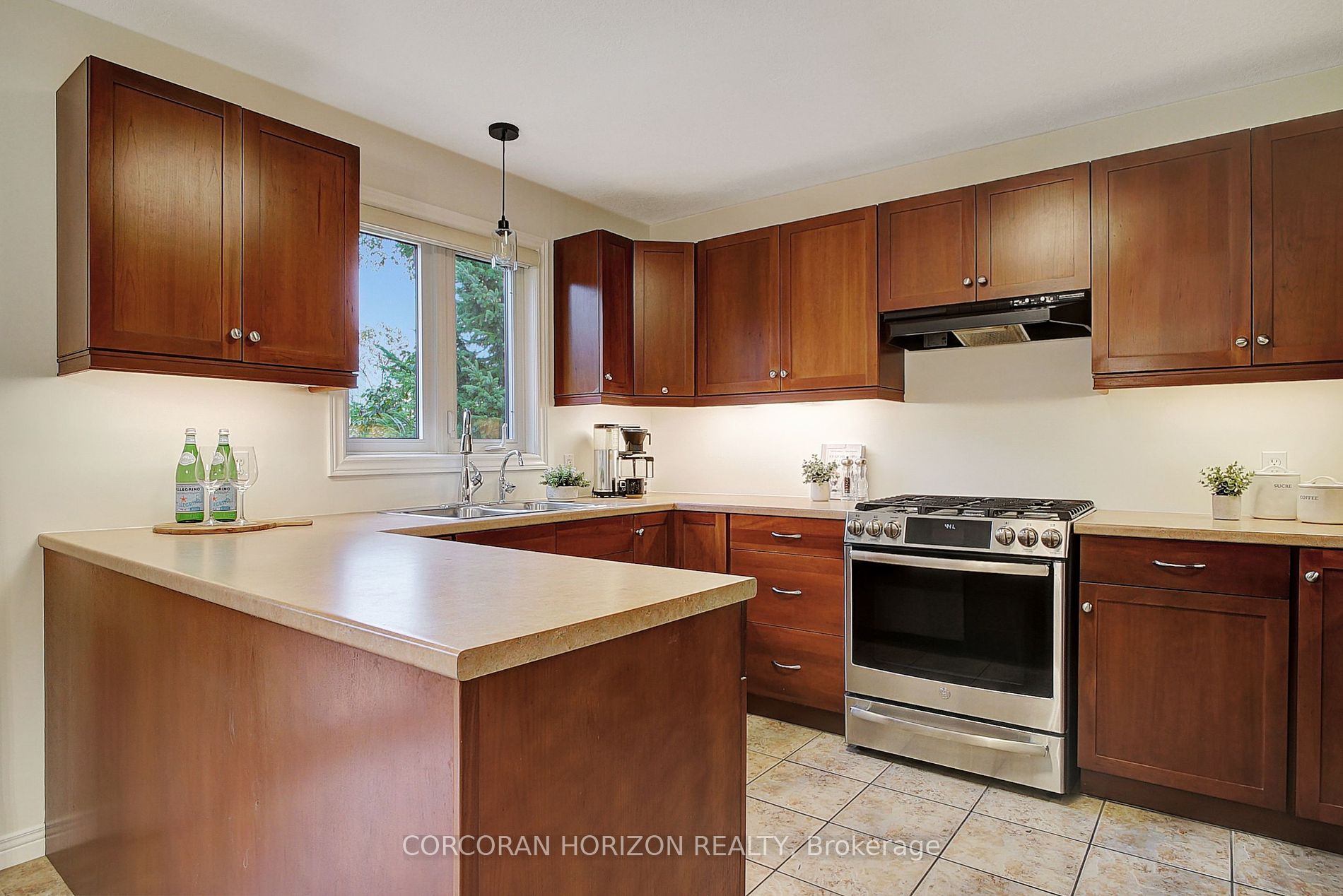 19 Baden Crt