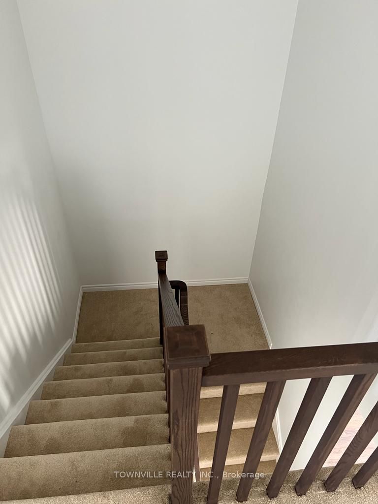 18 LINCOLN Drive