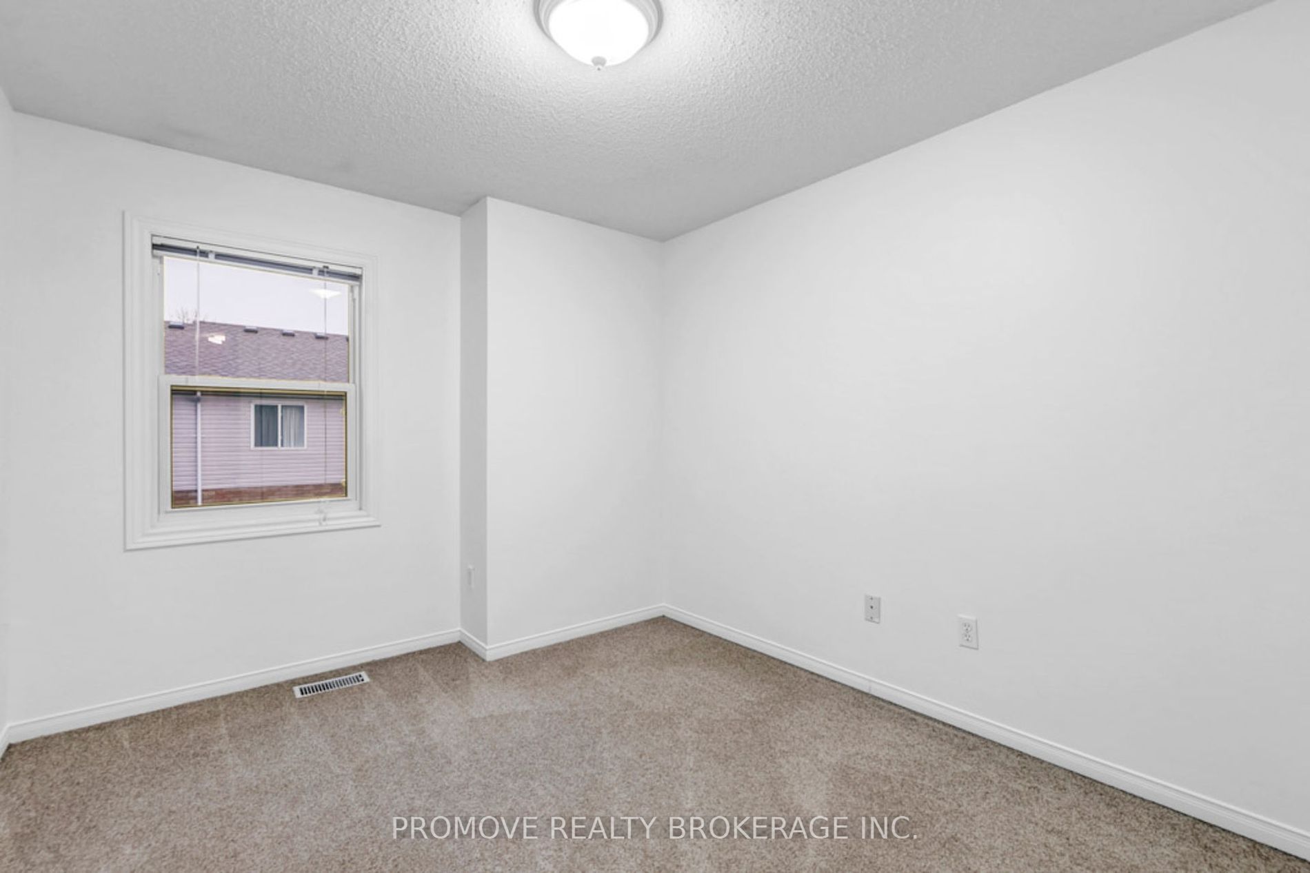 240 London Rd W, #67