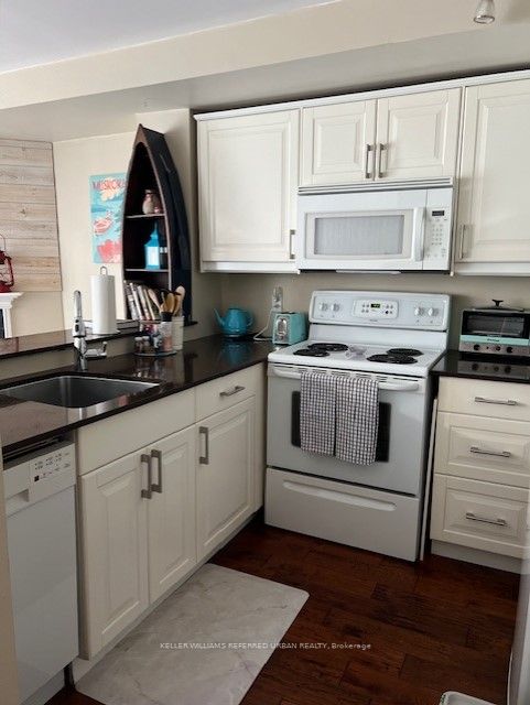 27 Turner Drive, #14