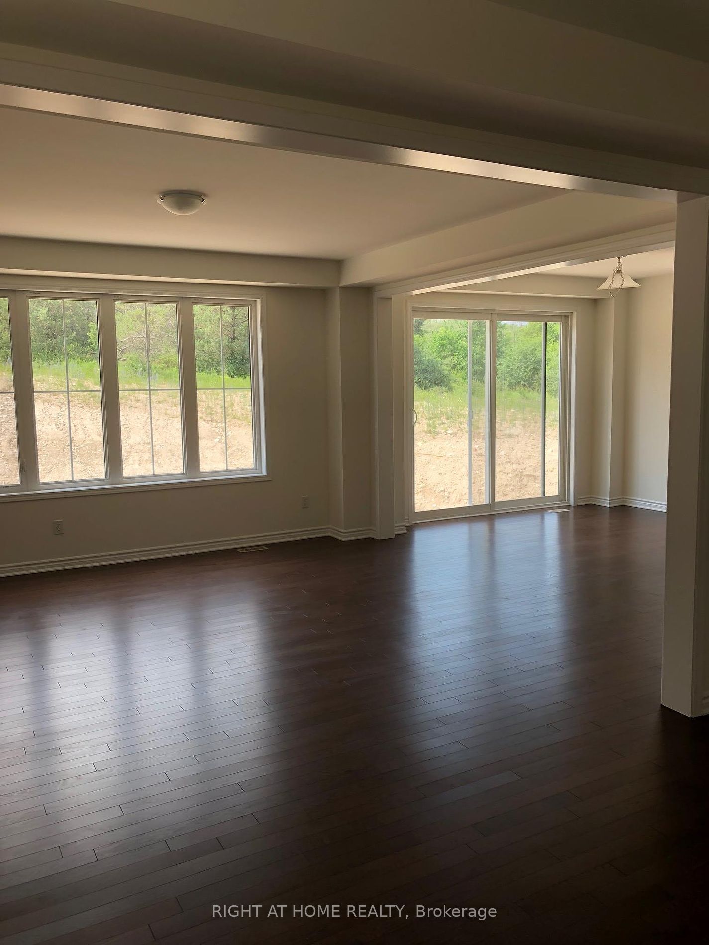 404 Equestrian Way