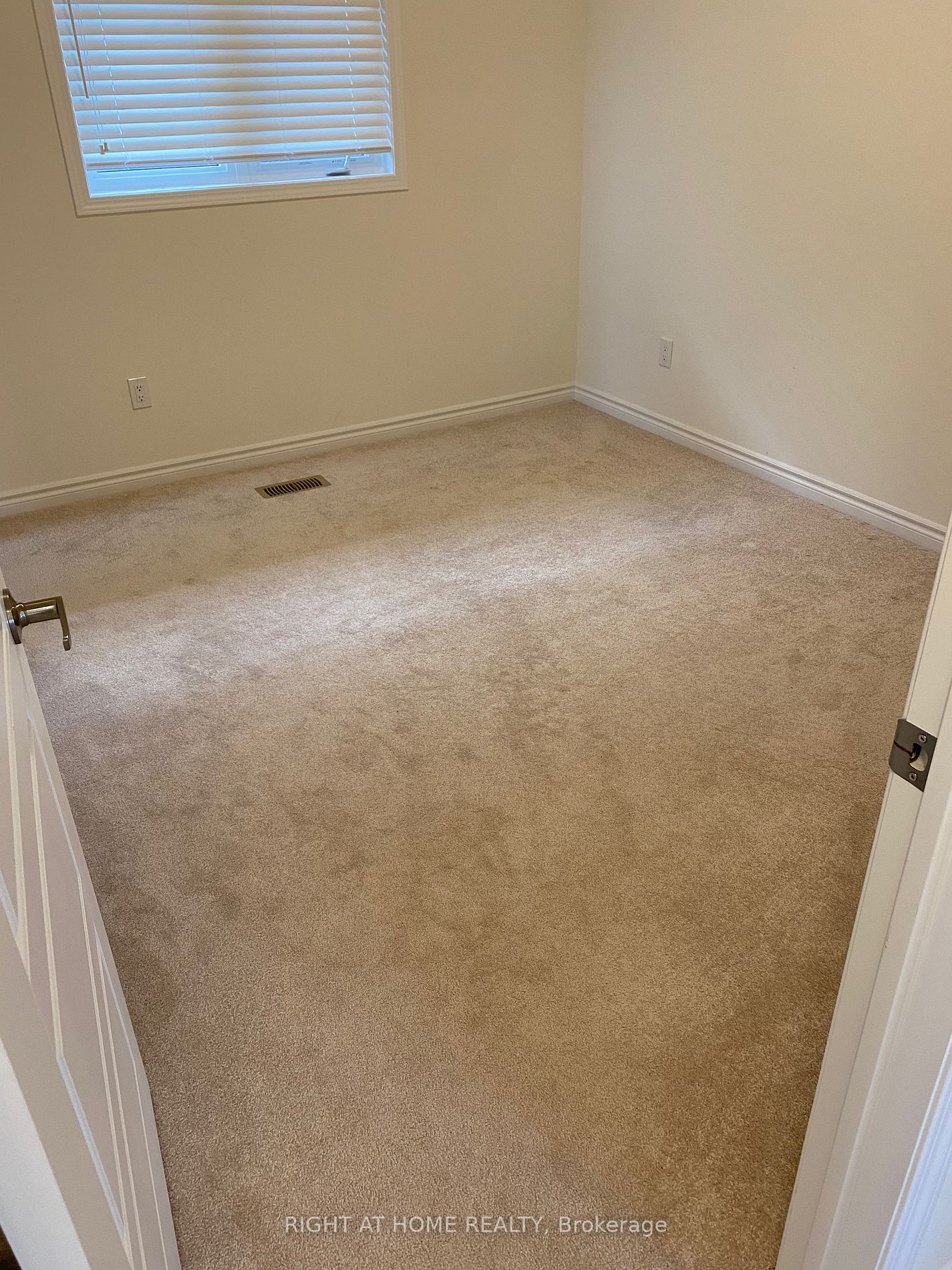 404 Equestrian Way