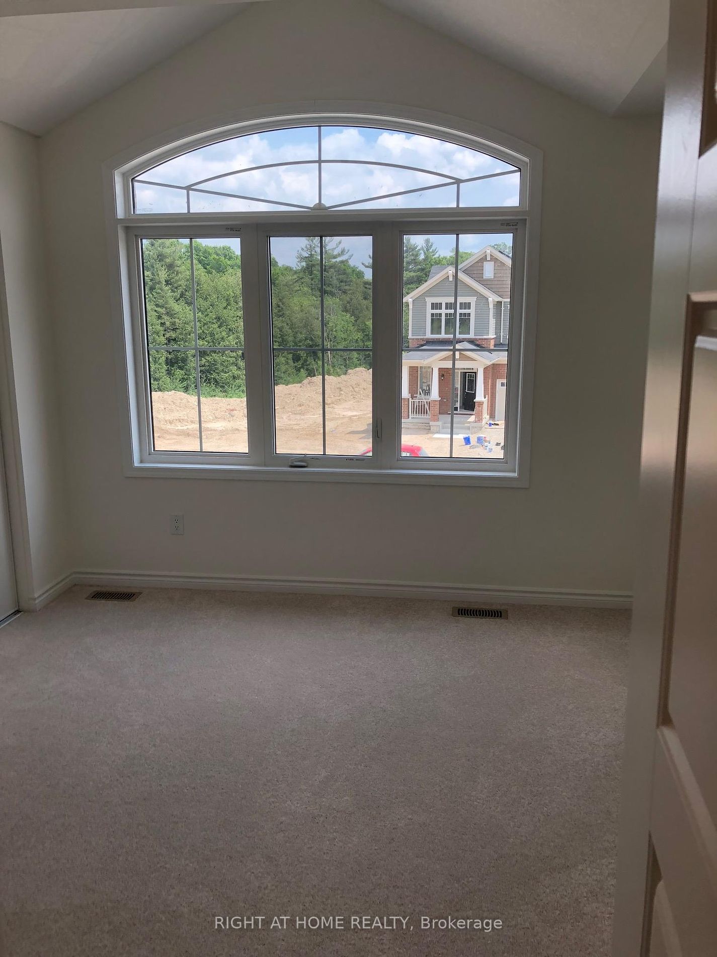 404 Equestrian Way
