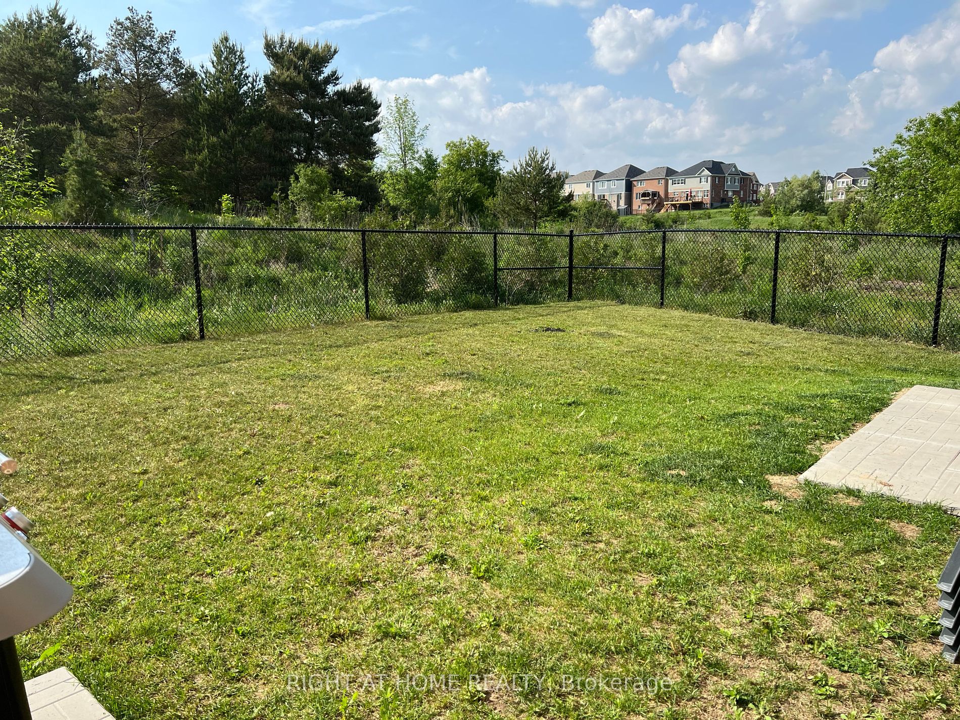 404 Equestrian Way