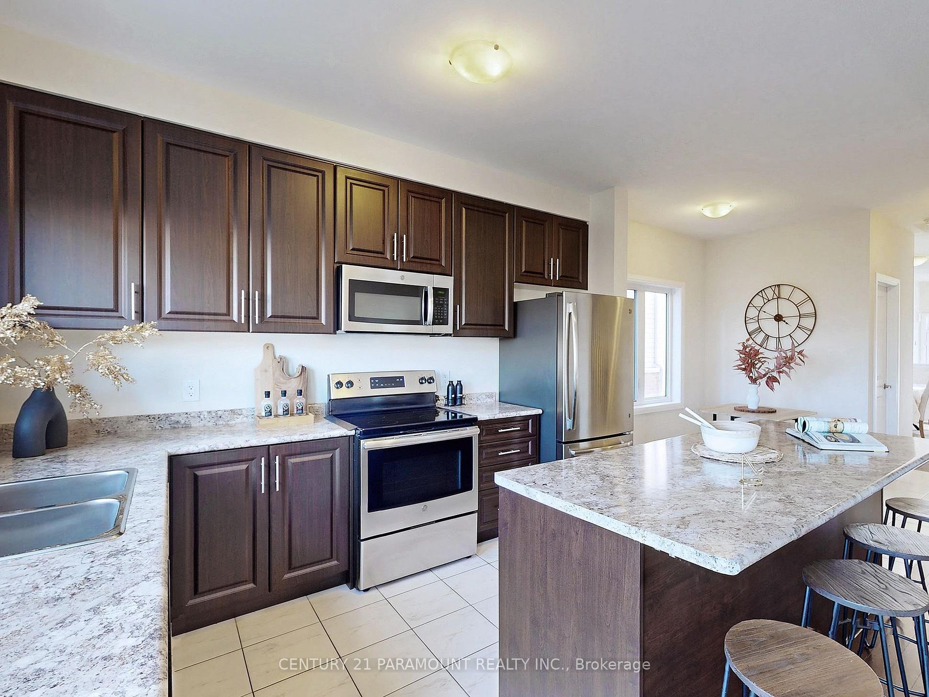 4032 Fracchioni Drive