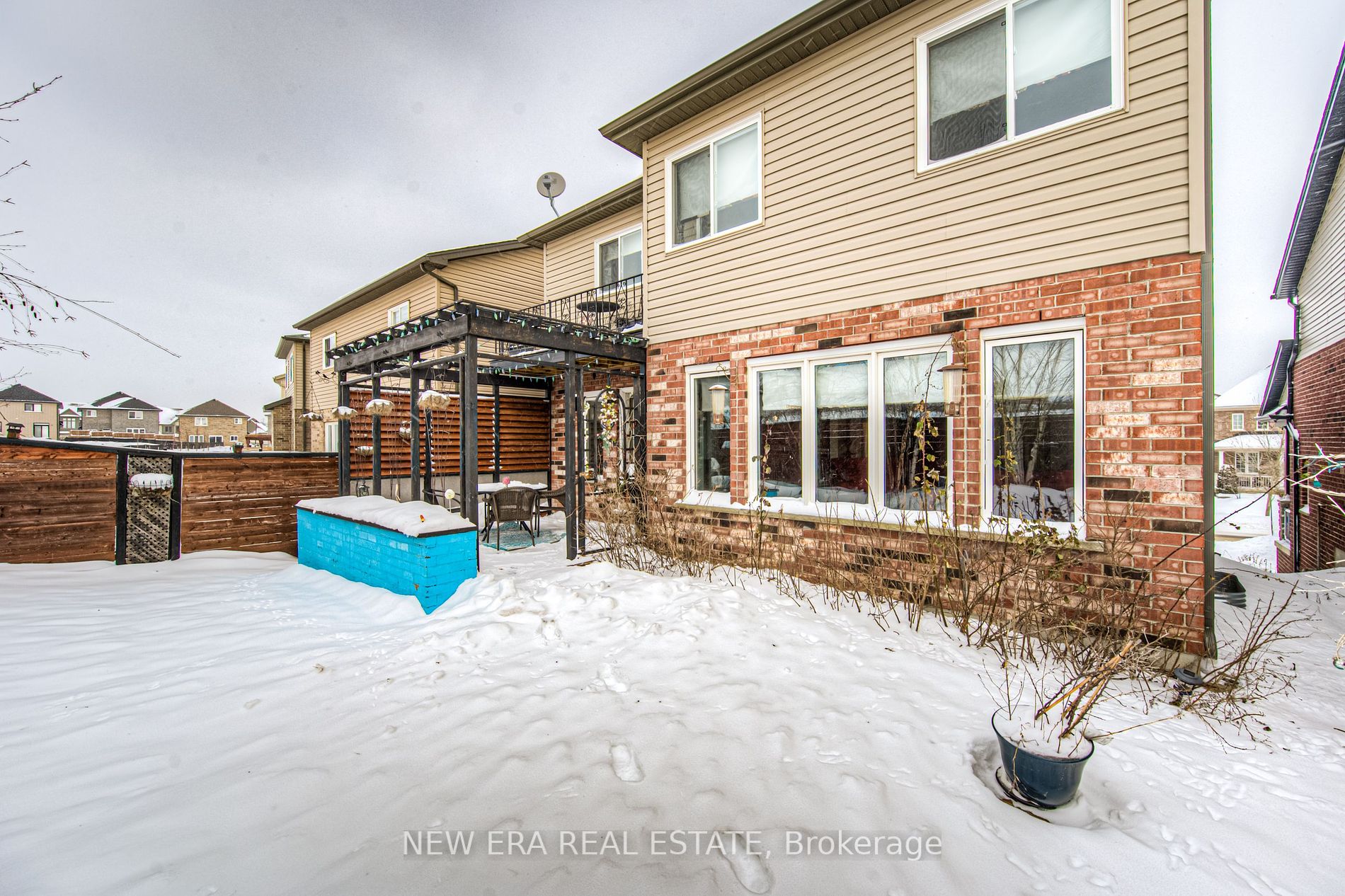 565 Sundew Drive