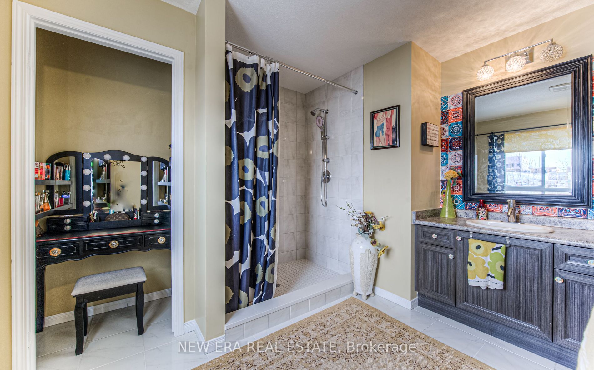 565 Sundew Drive