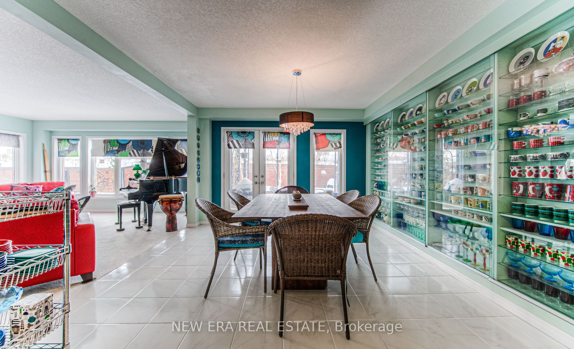 565 Sundew Drive