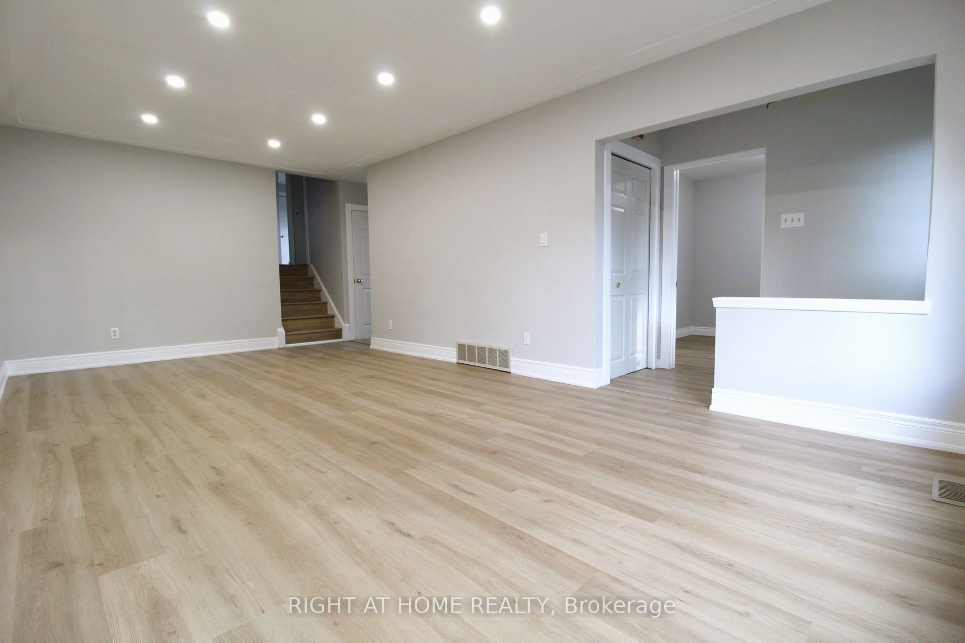 13 Crawford Dr