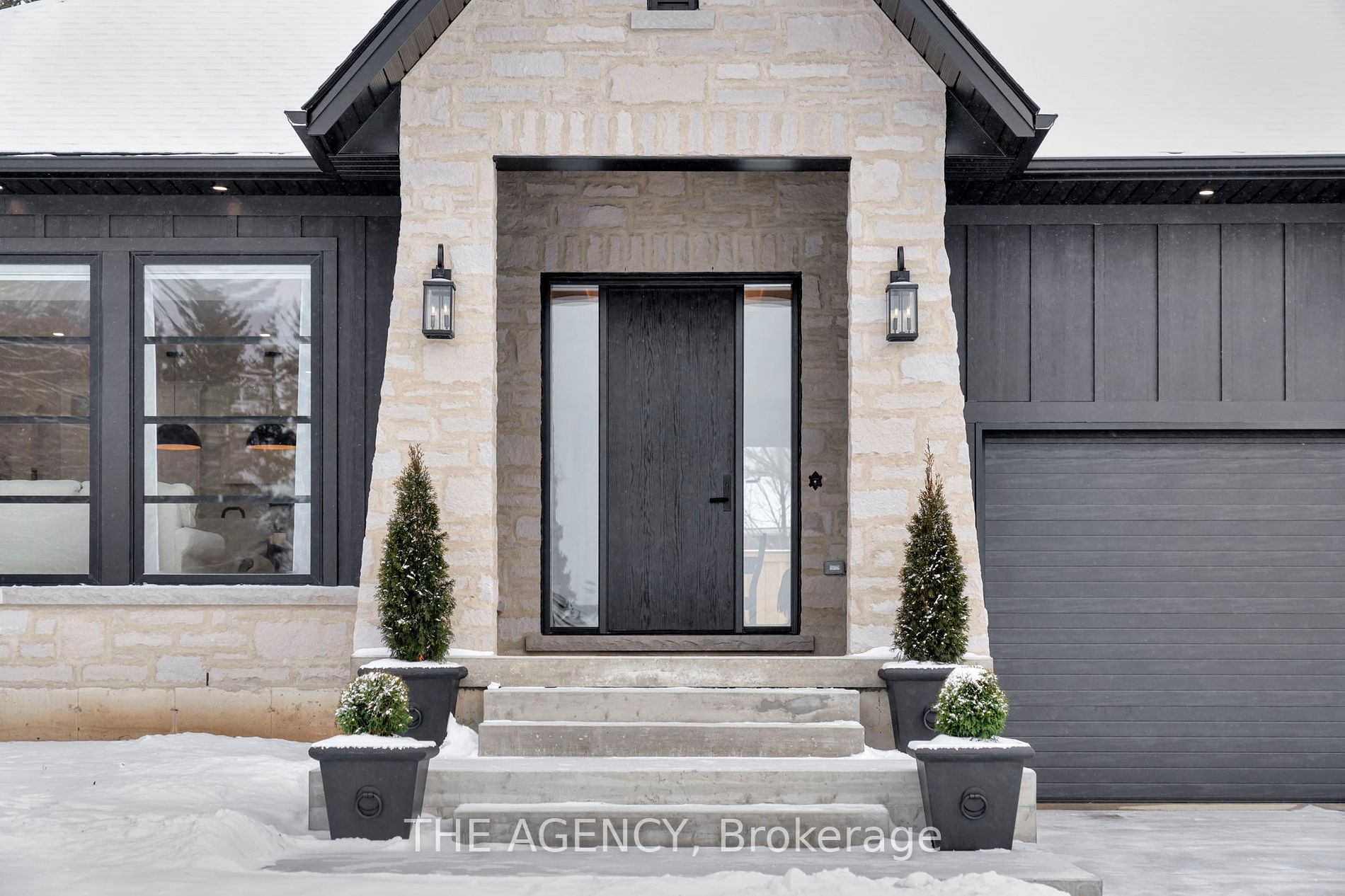 8 Tanager Drive