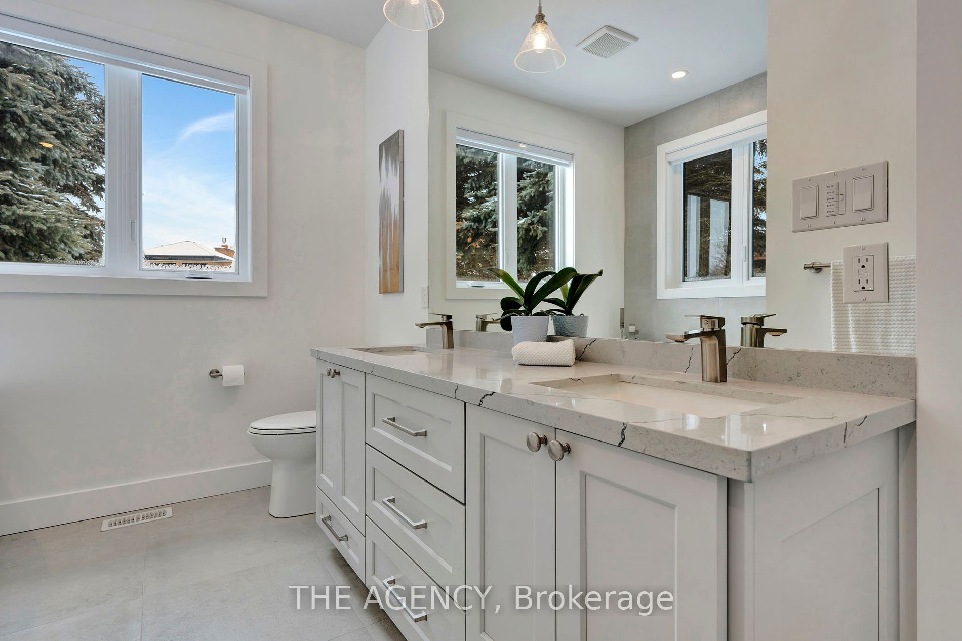 8 Tanager Drive