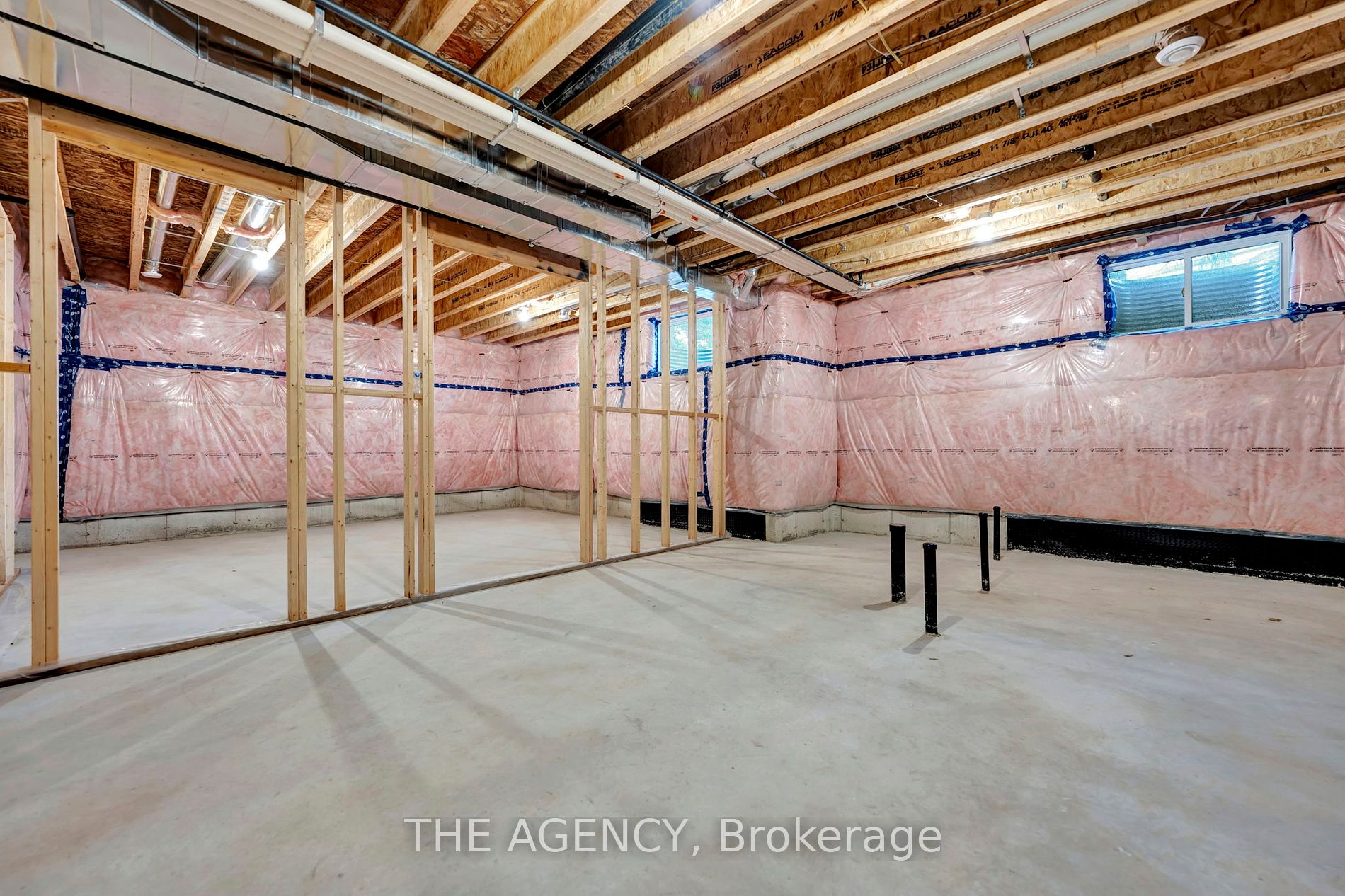8 Tanager Drive