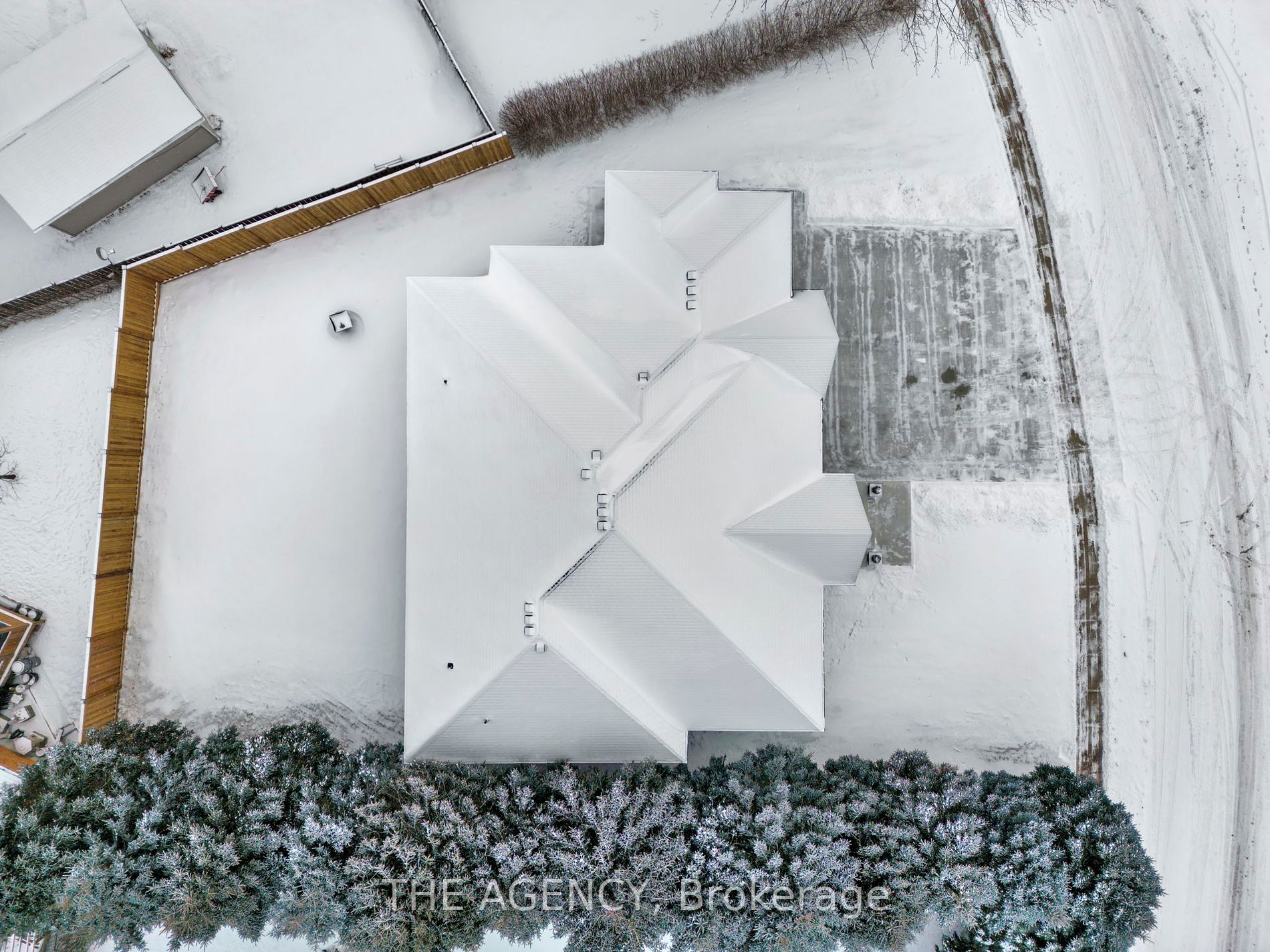 8 Tanager Drive