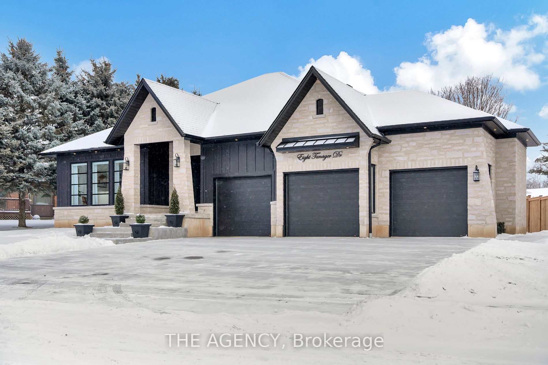 8 Tanager Drive