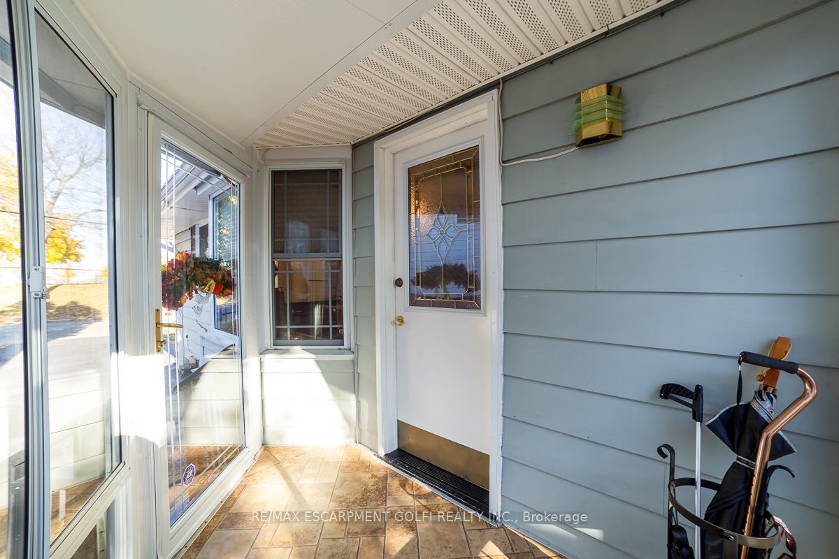 185 Bonaventure Dr