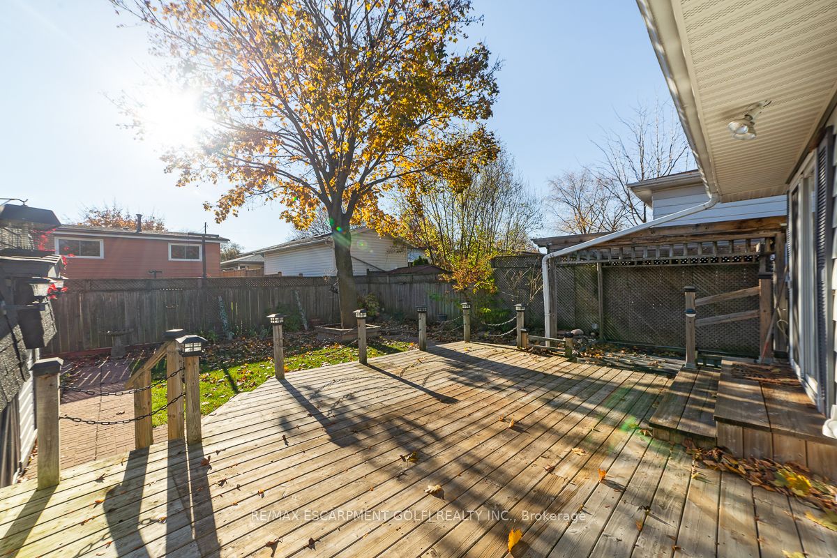185 Bonaventure Dr