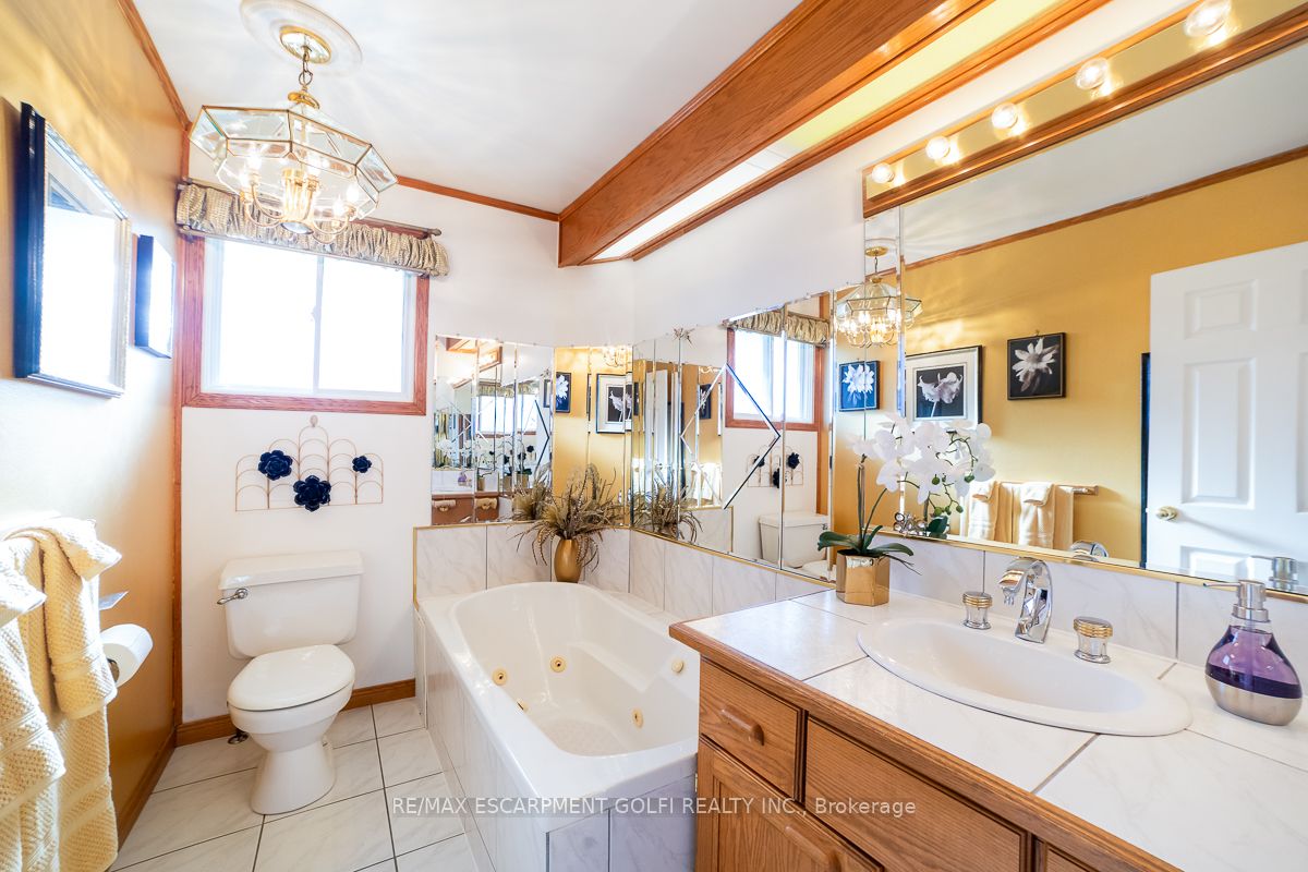 185 Bonaventure Dr