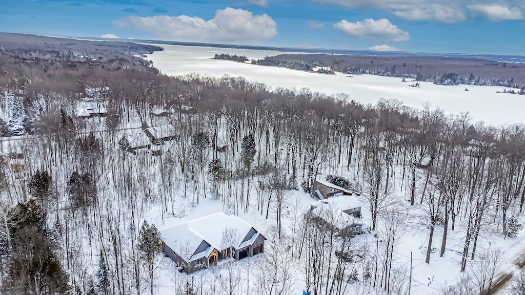 11 Maplewood Court