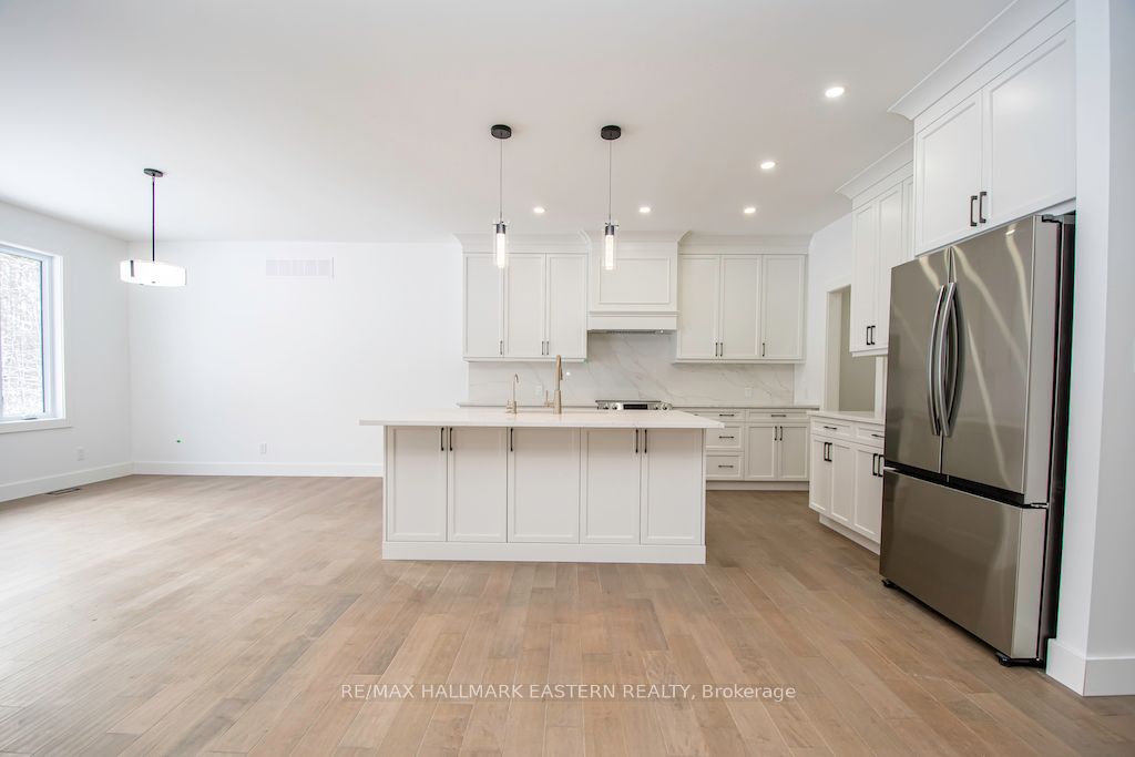 11 Maplewood Court