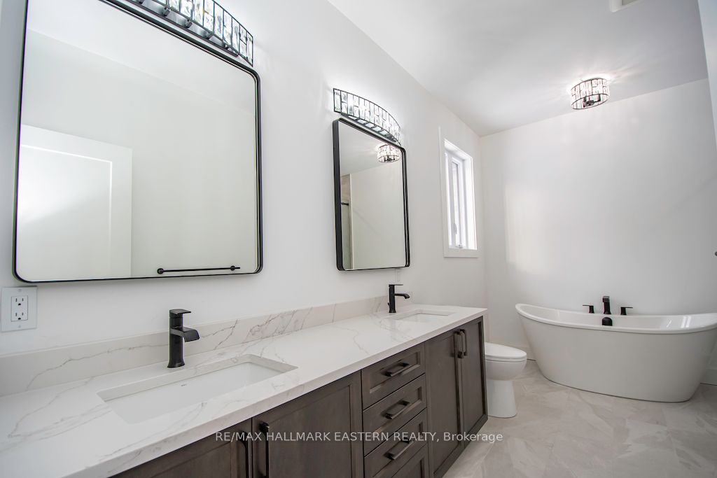 11 Maplewood Court