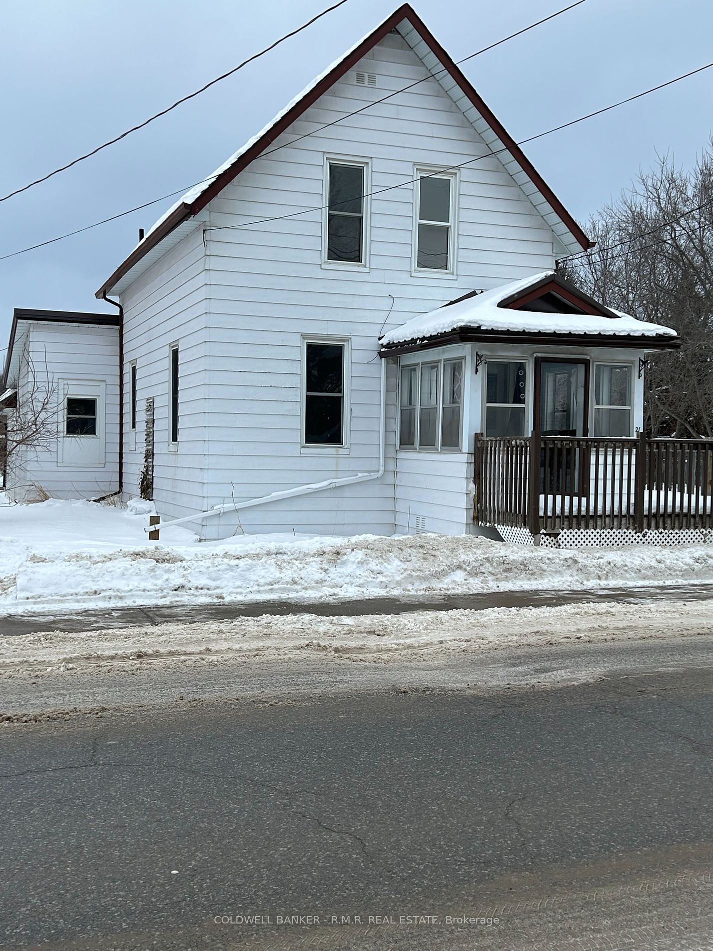 21 Elliot St