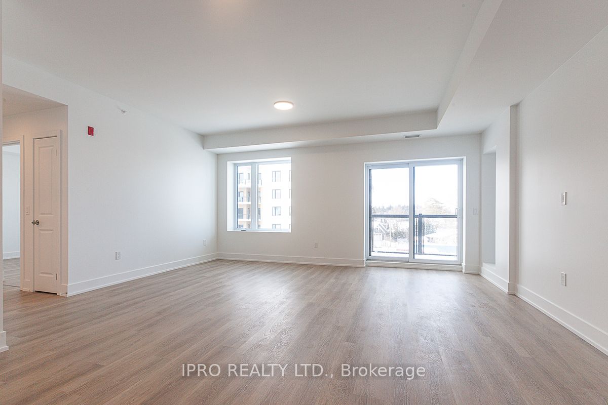 19B West Street N #303