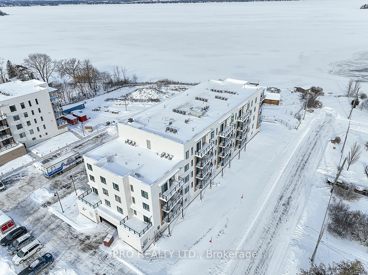 19B West Street N #303