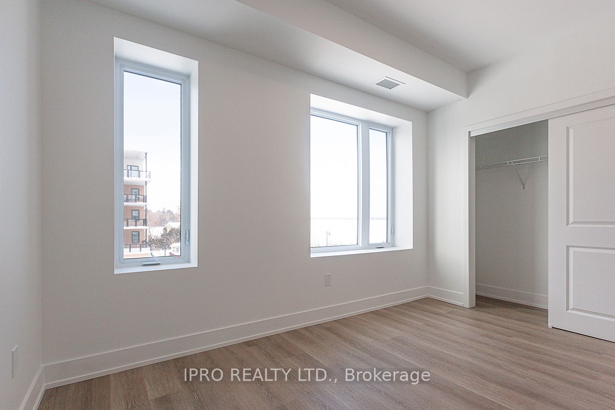 19B West Street N #303