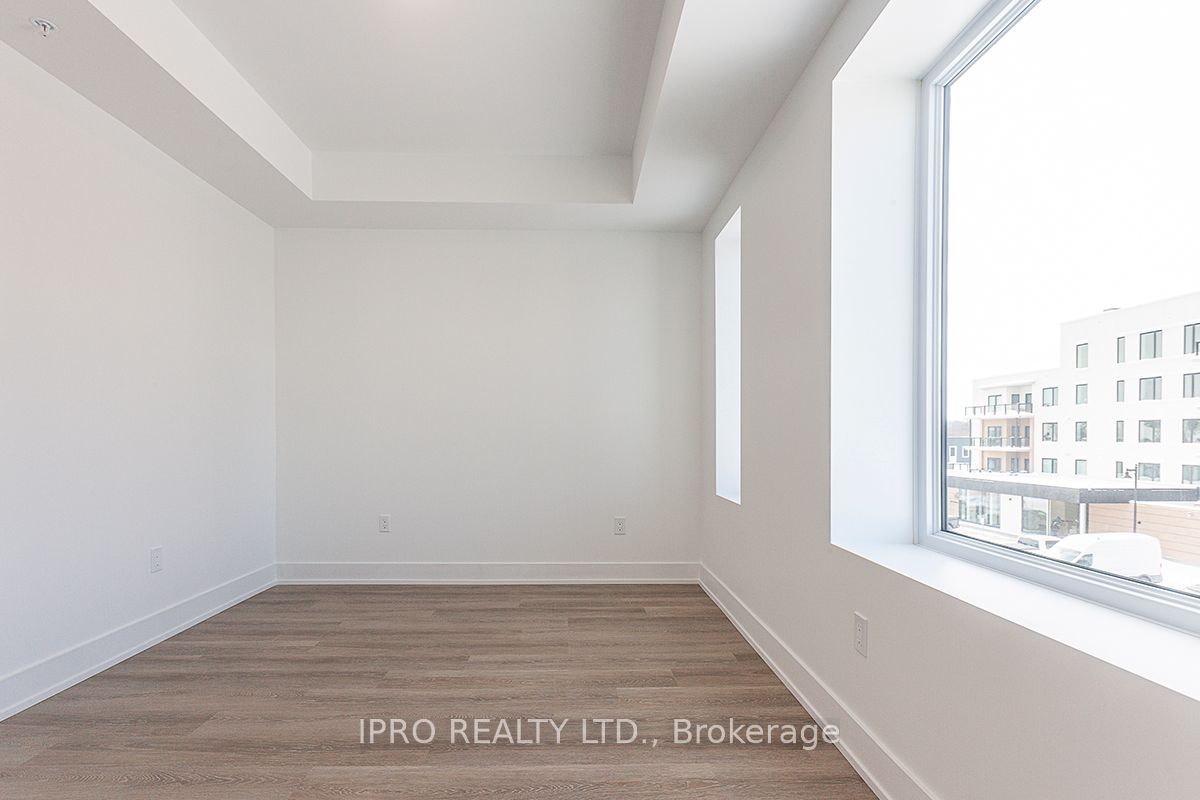19B West Street N #303