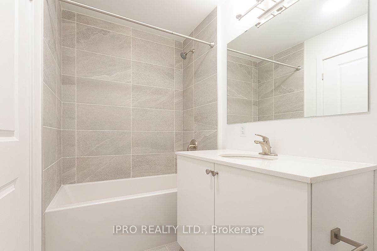 19B West Street N #303