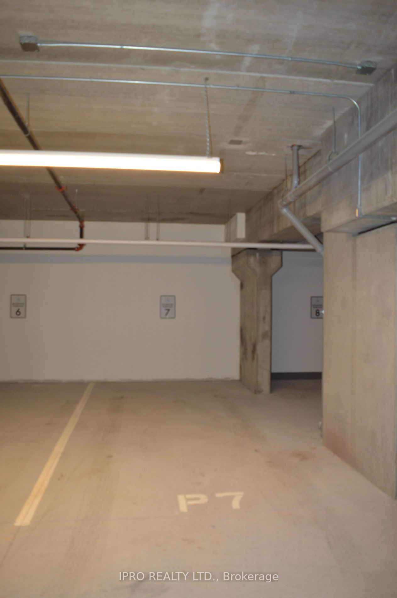19B West Street N #303