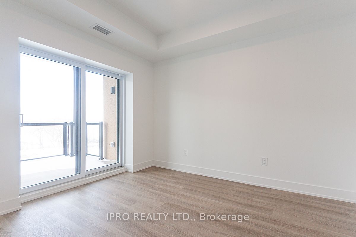 19B West Street N #303