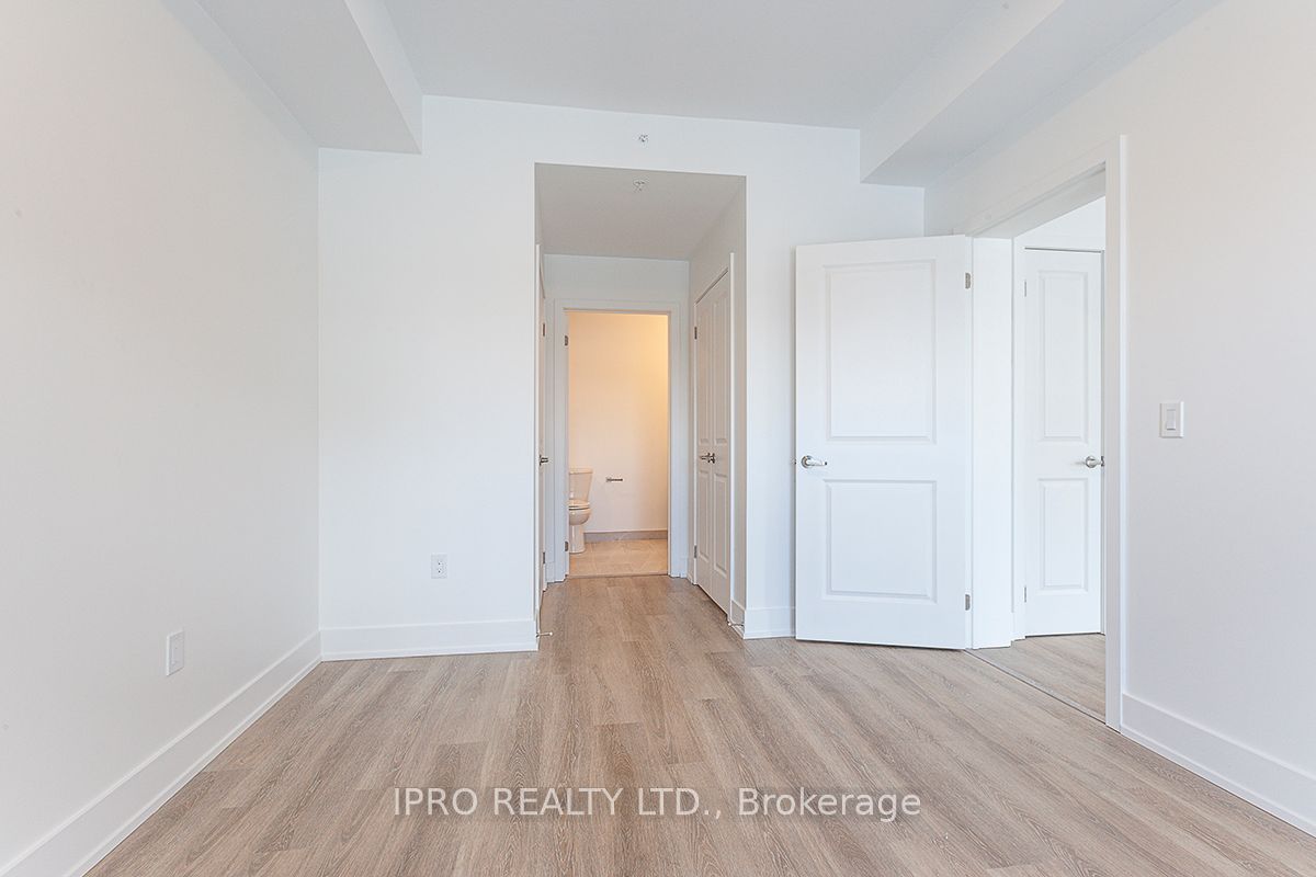 19B West Street N #303