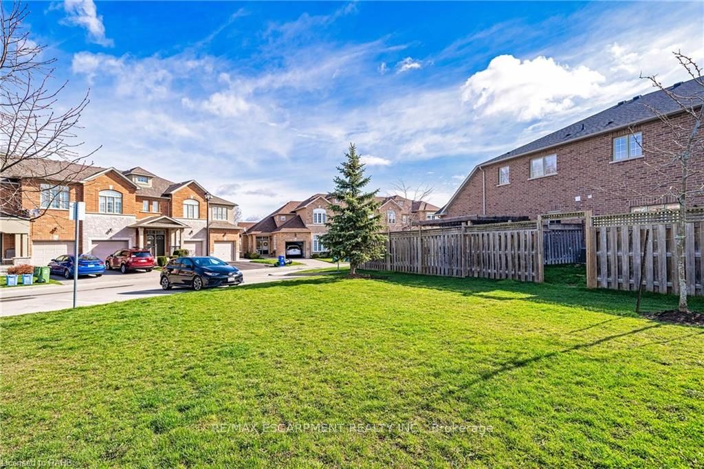 99 Panabaker Drive, #44