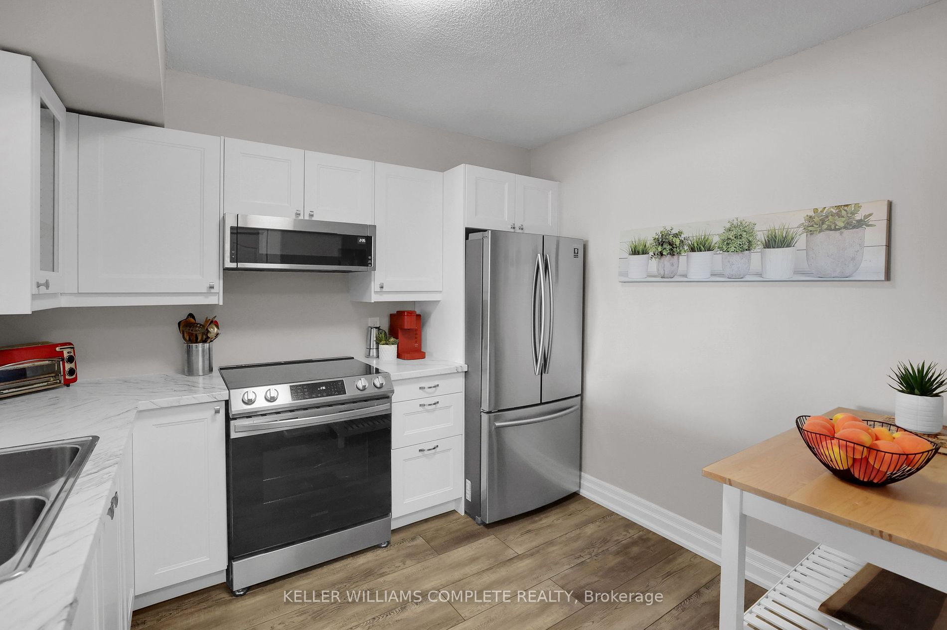 8111 Forest Glen Dr, #416
