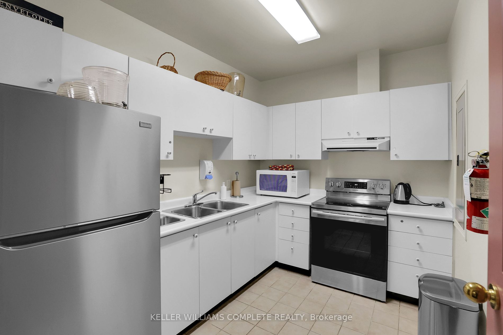 8111 Forest Glen Dr, #416